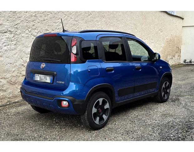 FIAT Panda-CROSS-1.0-70cv-HYBRID