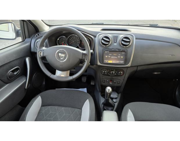 Dacia Sandero-STEPWAY-1.5DCI-Prestige