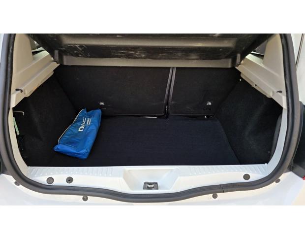 Dacia Sandero-STEPWAY-1.5DCI-Prestige