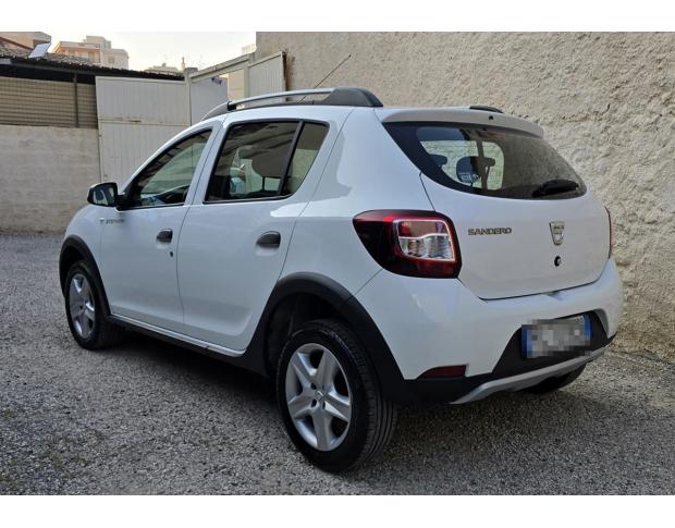 Dacia Sandero-STEPWAY-1.5DCI-Prestige