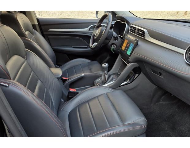 MG ZS-LUXURY-1.5-106-CV