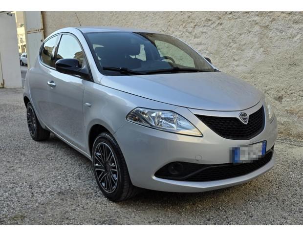 Lancia YPSILON-GOLD-1.3MJT-95CV