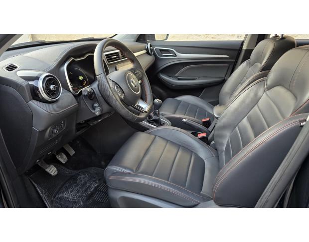 MG ZS-LUXURY-1.5-106-CV