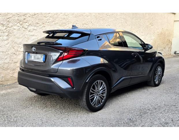 TOYOTA C-HR-1.8-HYBRID-Lounge